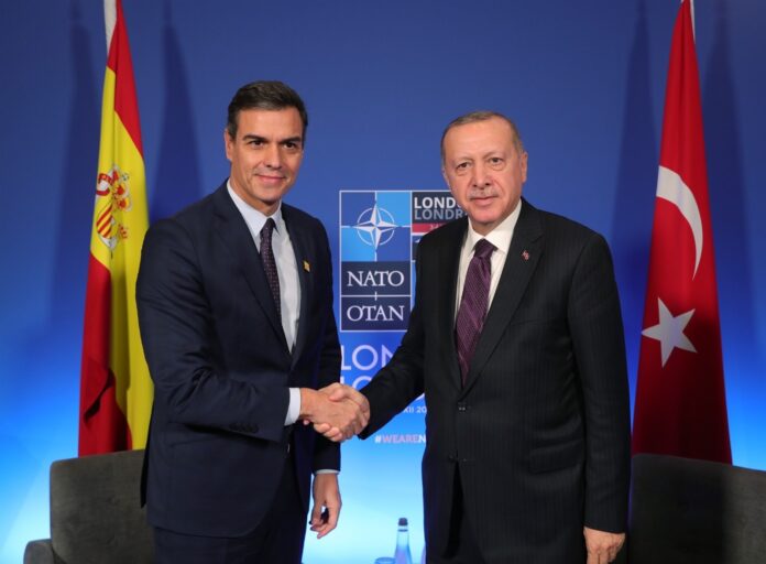 Deal Τουρκίας με Ισπανία για κατασκευή αεροπλανοφόρου