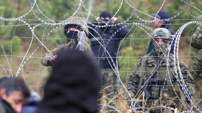 Ο υβριδικός πόλεμος στα σύνορα Πολωνίας-Λευκορωσίας