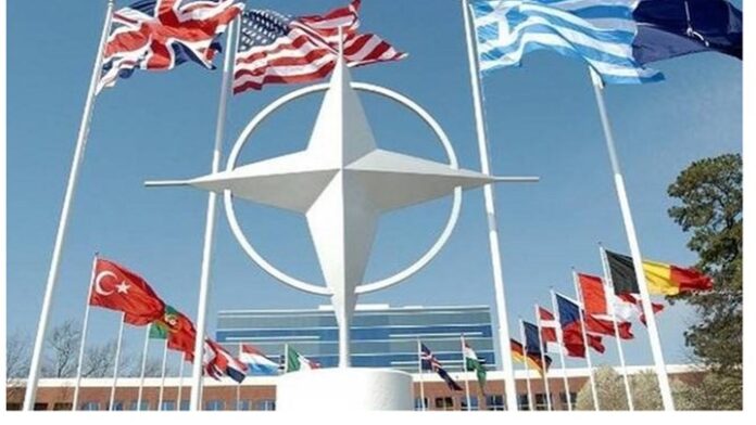 Το NATO στηρίζει Ζελένσκι και αποφάσισε αποστολή περισσότερων όπλων και αντιαεροπορικών στην Ουκρανία