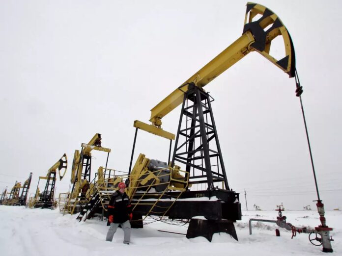 Μόσχα προς Εευρώπη: «αν κόψετε το ρωσικό πετρέλαιο, θα υποφέρετε»