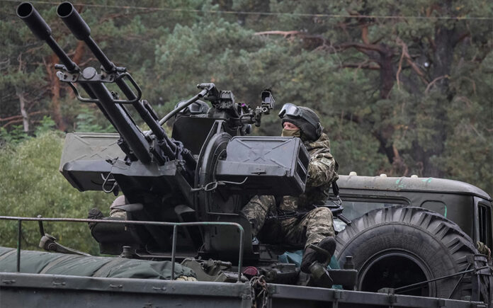 Ποια όπλα αρνούνται οι ΗΠΑ στην Ουκρανία και γιατί