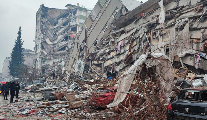 Ο Ερντογάν φοβάται το χάος και τις οικονομικές επιπτώσεις του σεισμού