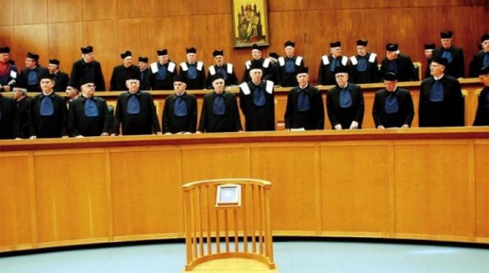 Νέα νομοθετική ρύθμιση για αποκλεισμό του κόμματος Κασιδιάρη από τις εκλογές