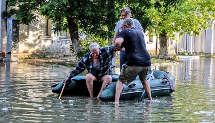 ουκρανια χερσωνα πλημμυρα